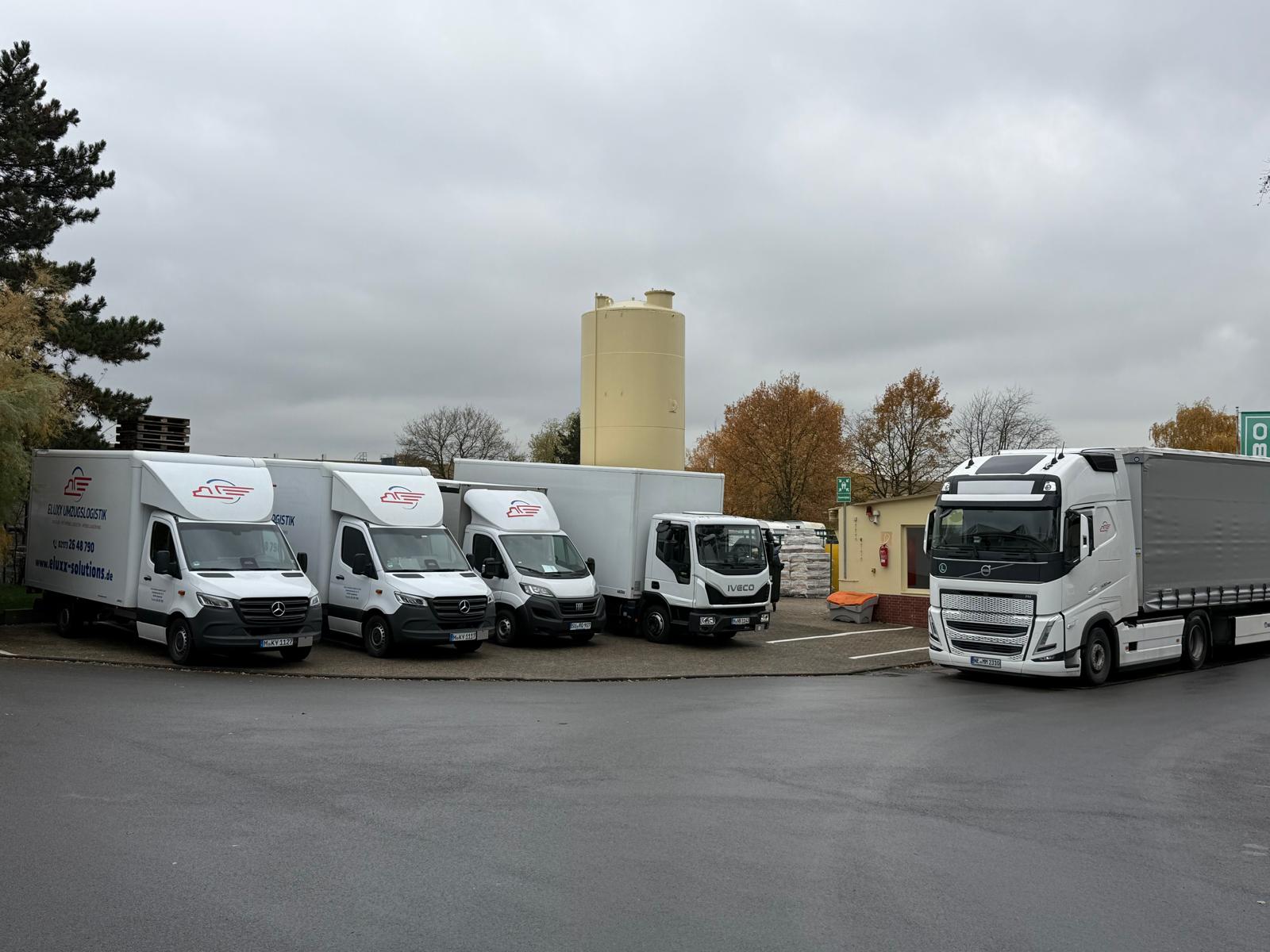 Eluxx Solutions GmbH & Co KG Fuhrpark - mehrere Umzugswagen und LKW
